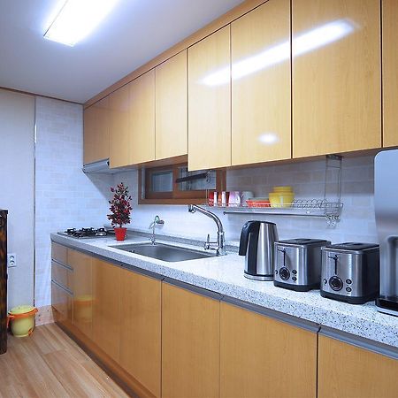 Mago Guesthouse Сеул Экстерьер фото