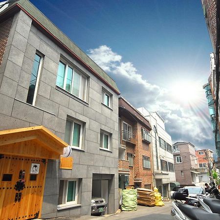 Mago Guesthouse Сеул Экстерьер фото