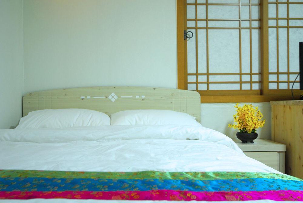 Mago Guesthouse Сеул Экстерьер фото